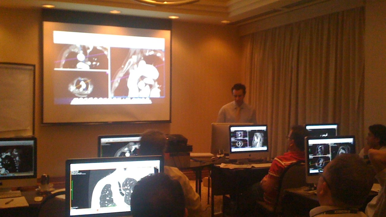 cirurgiao-vascular-Dr-Daniel-Benitti-ministrando-Curso-Osirix-1