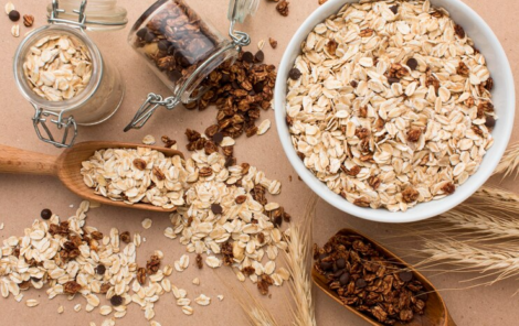 top-view-cereal-mix_23-2148604105-jpg-740×493-